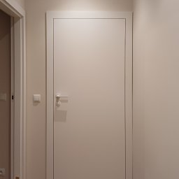 L7 DRZWI - DRE UNI 10 lakier biały RAL9003