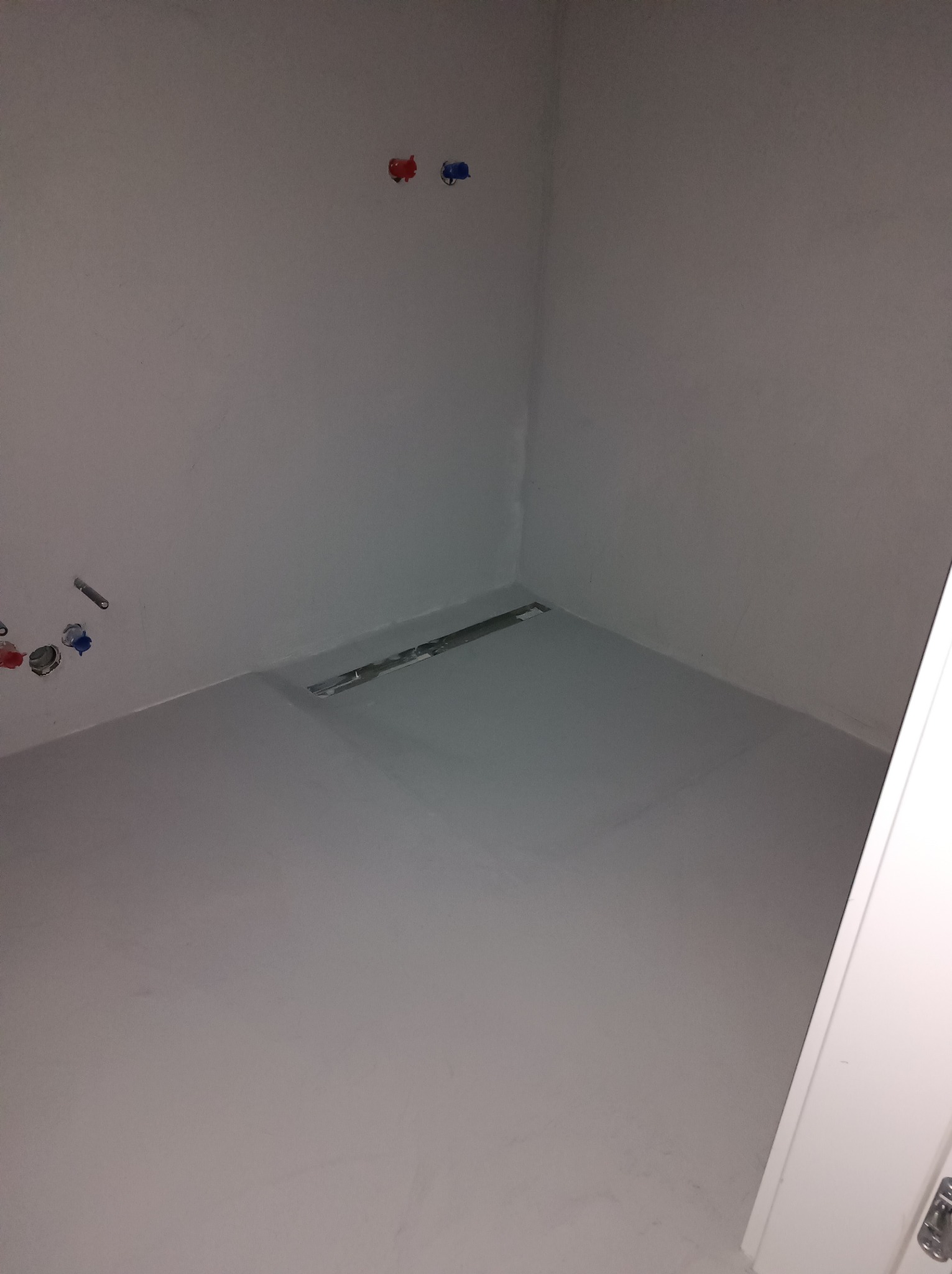 Wykonanie wylewki samopoziomującej