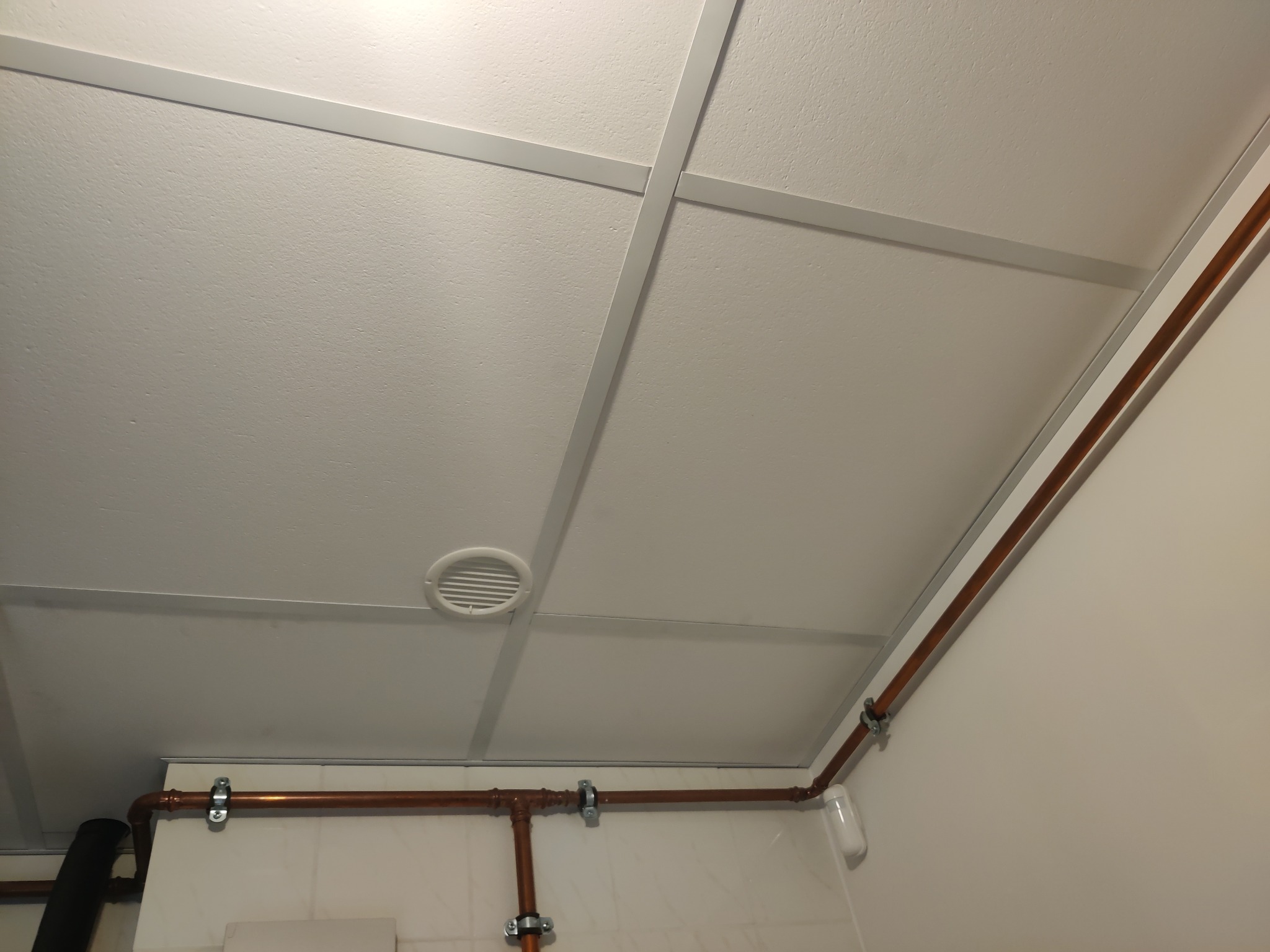 Zabudowa sufitu z kasetonów