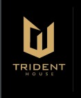 Złote logo Trident House na czarnym tle, stylizowane litery tworzące kształt trójzębu.