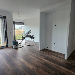 Układanie paneli Bolesławiec 4