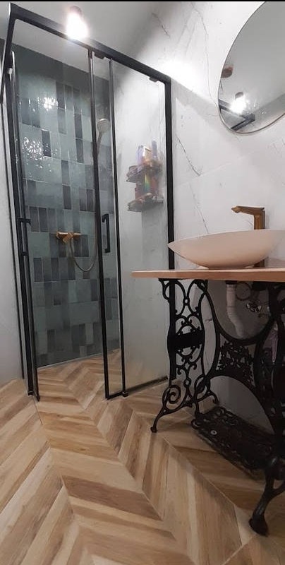 wykonanie łazienki od stanu deweloperskiego, geberit, zabudowa gk, odpływ liniowy, kabina prysznicowa