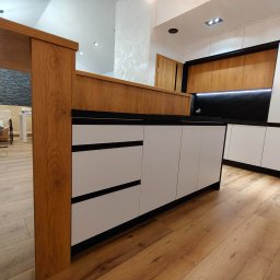 Lamit-Meble Jacek Andrzejczyk - Szafy wnękowe Radomsko