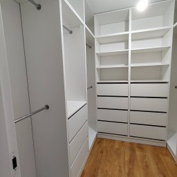 Szafy wnękowe Gomunice 1