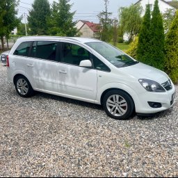 Transport osób oraz wynajem samochodów osobowych 7-osobowe 