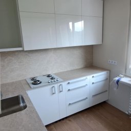 MAIBUD ADAM MROZEK - Zadaszenia, wiaty i pergole Brzeziny