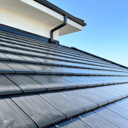 Marcel Kurasiak - Montaż Podbitki Dachowej Krzywiń