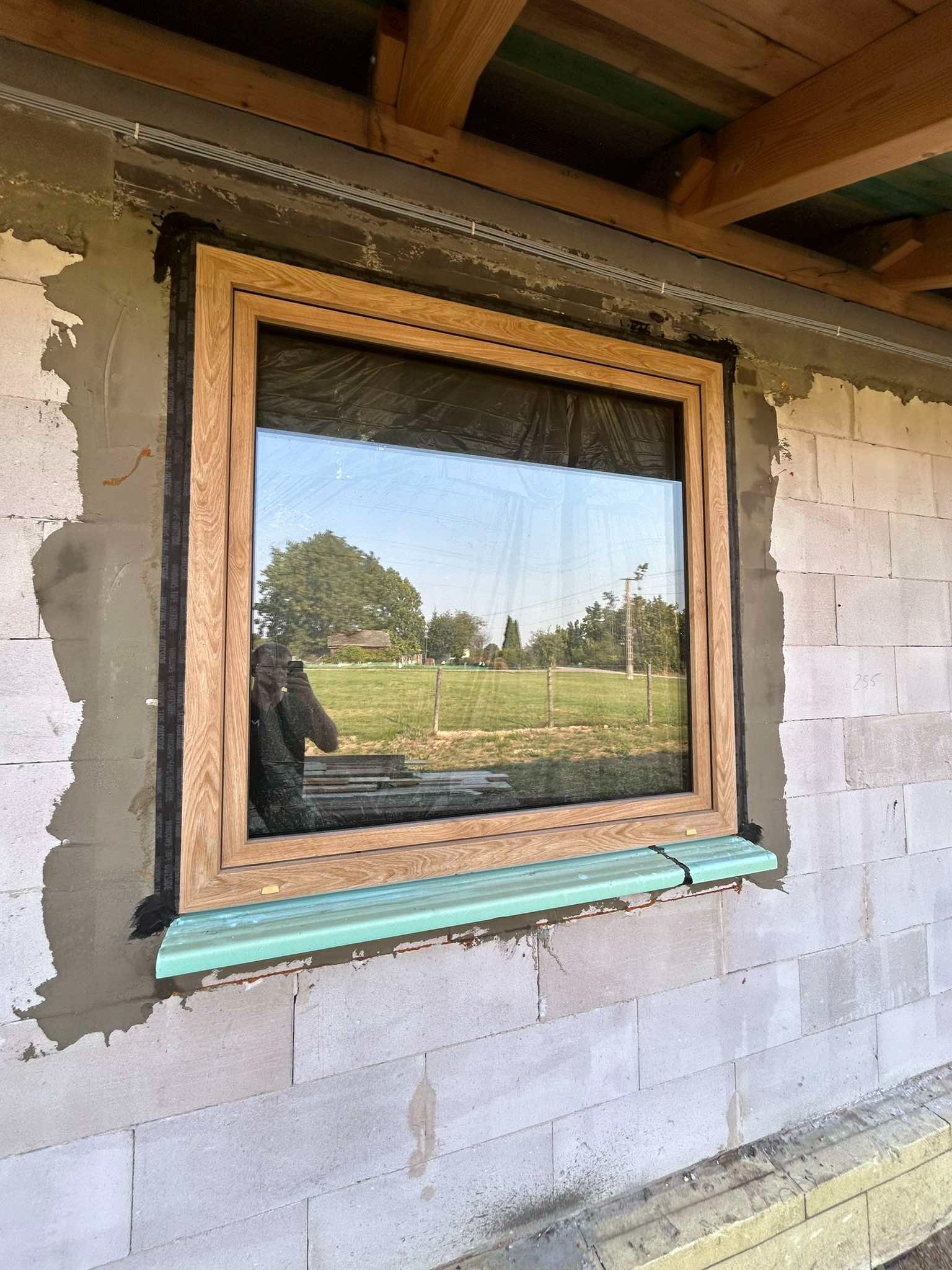 Ciepły montaż stolarki okiennej.