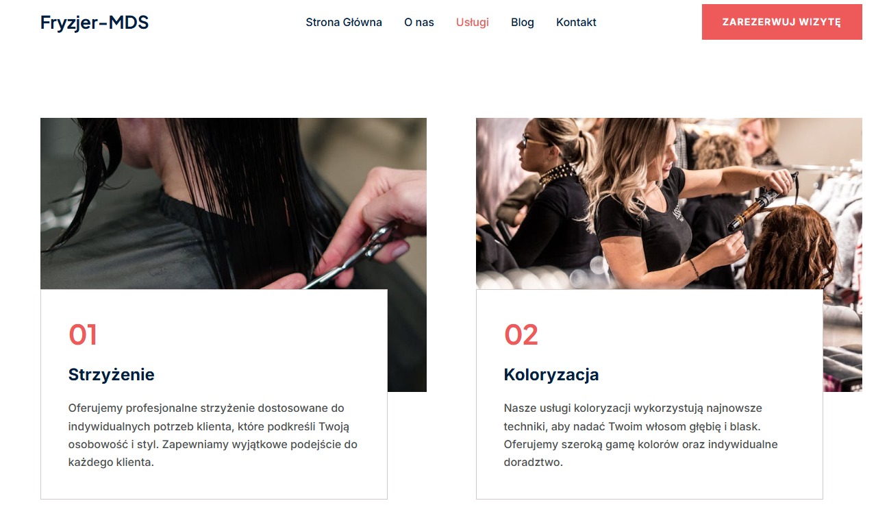 Fragment strony internetowej salonu fryzjerskiego prezentujący usługę strzyżenia, z bliska ujęte dłonie fryzjera przycinające czarne, mokre włosy klienta.