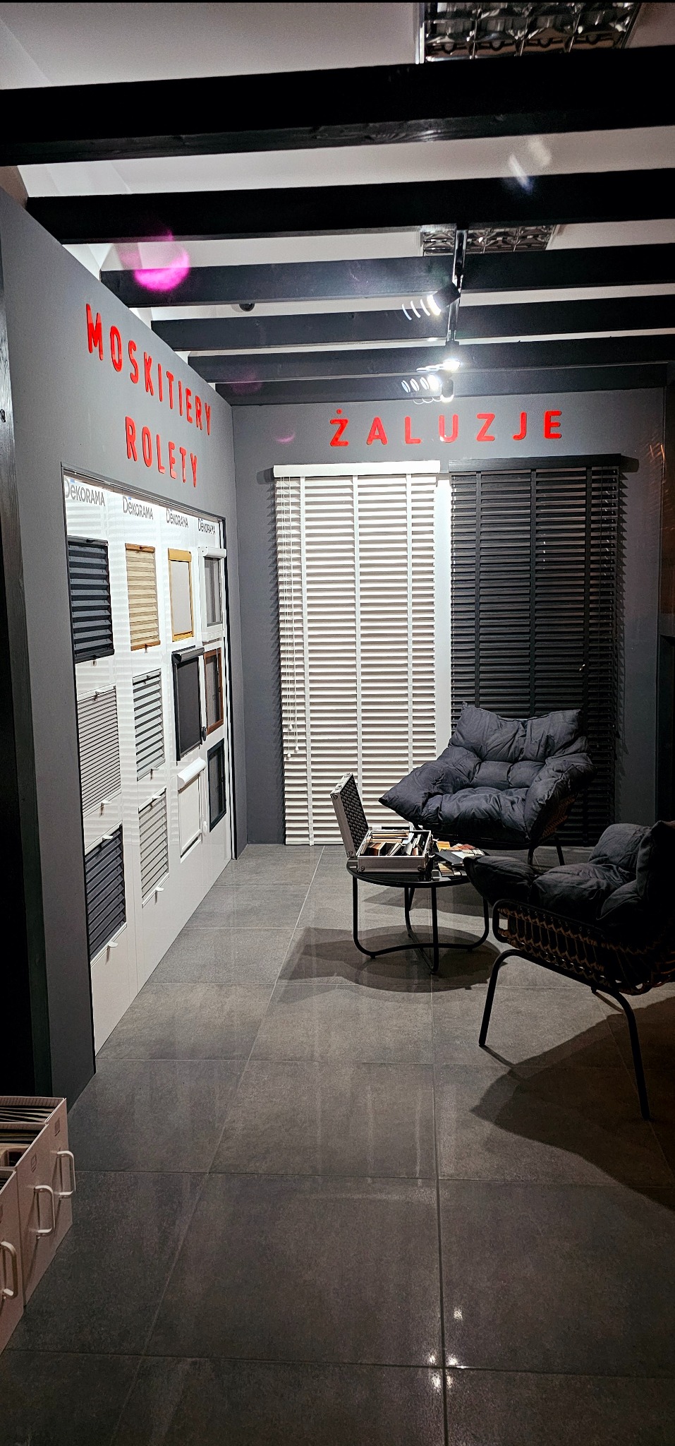 Salon firmowy w Kobylnicy