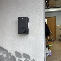 Ładowarka do samochodu elektrycznego