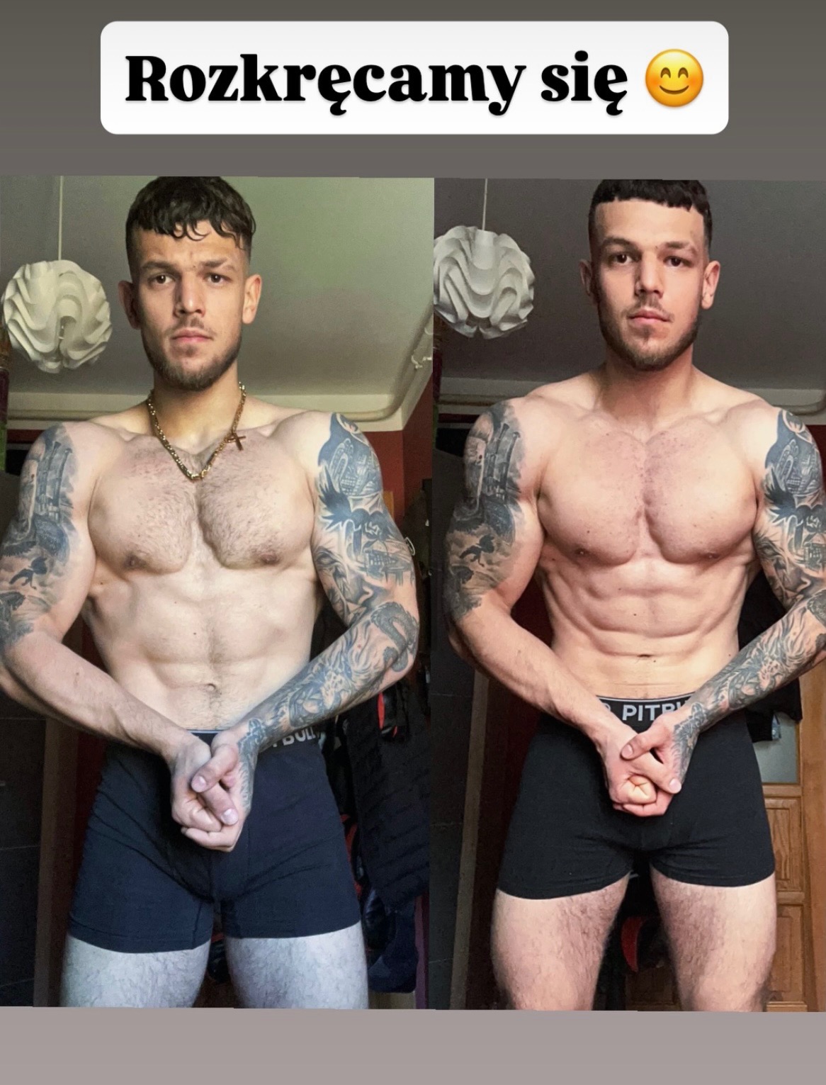 Mężczyzna z tatuażami prezentuje transformację sylwetki: po lewej przed, po prawej po treningach. Widoczne mięśnie brzucha i ramion, czarne bokserki.