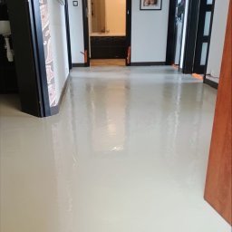 Wylewki samopoziomujące - Uni-Fib - Udrażnianie Rur Kraków