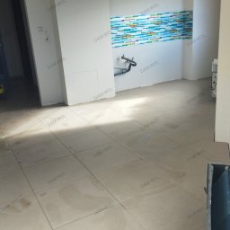 Glazurnik Czernica 2