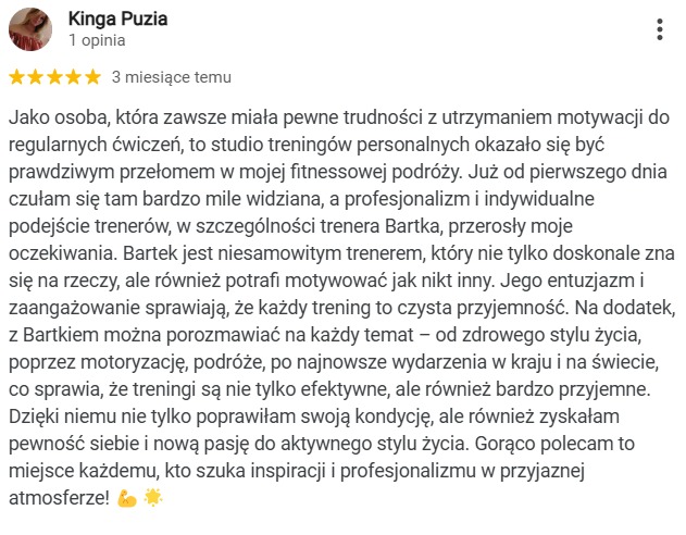 Opinia klientki Kingi Puzia o studiu treningów personalnych, ocena 5 gwiazdek, tekst recenzji chwalący profesjonalizm i indywidualne podejście trenera Bartka.