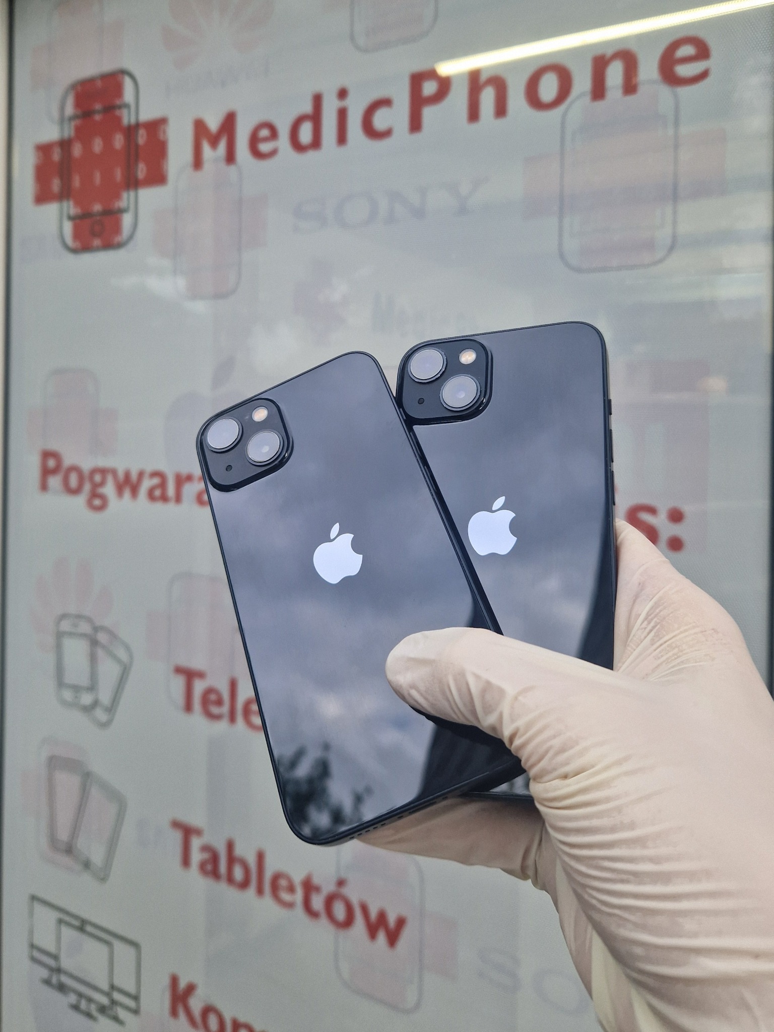 Naprawa iPhone.. Wymiana plecków.