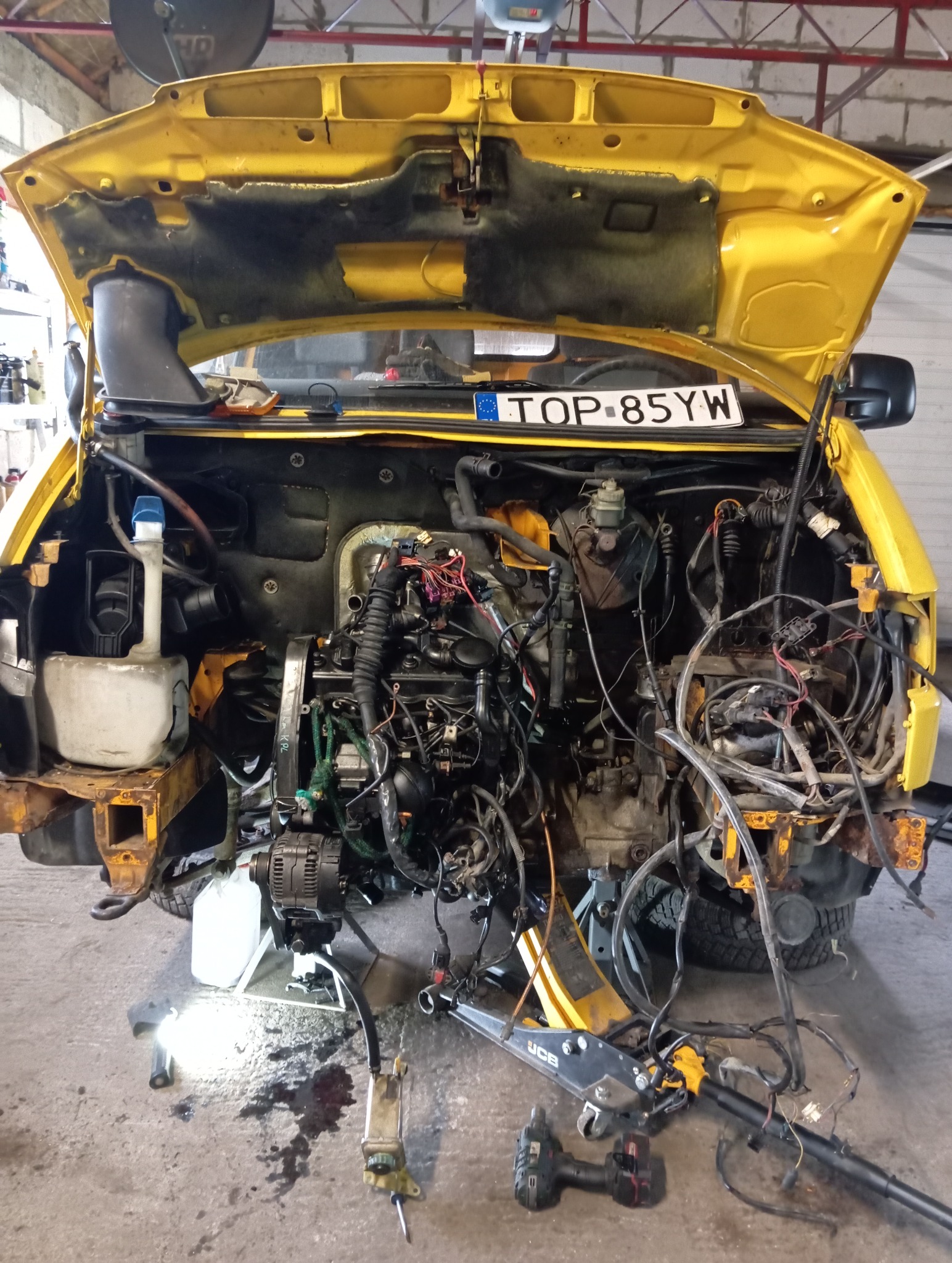 Montaż oraz podłączenie silnika 1.9,TDI w Volkswagenie T4