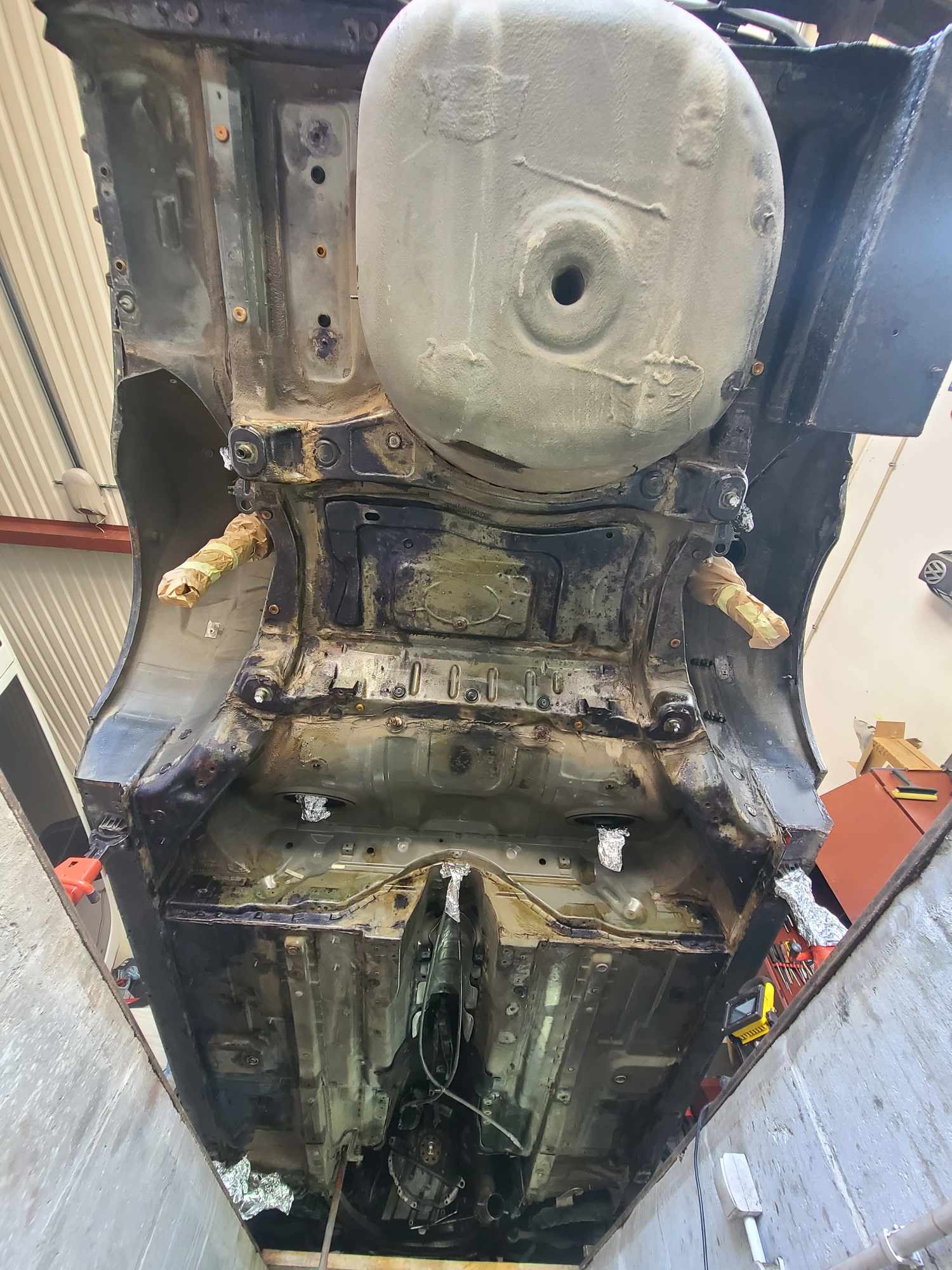 Chemiczne usuwania rdzy z podwozia