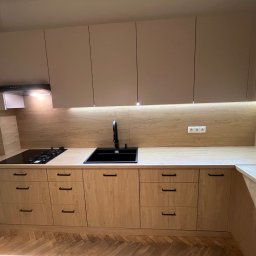 Szafy na wymiar Klecza Górna 2