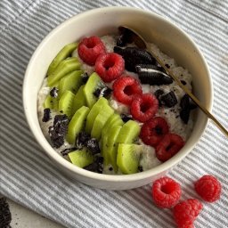 Uwielbiasz słodycze? Pokażę Ci jak możesz wkomponować je do zdrowej diety ☺️