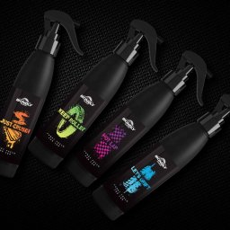 IYO CREATIVE SPÓŁKA Z OGRANICZONĄ ODPOWIEDZIALNOŚCIĄ - Projekt opakowań dla marki influencera Poczciwego Krzycha - perfumy do samochodu