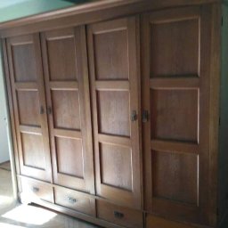 Zpuh Exodus - Stara szafa przed i po renowacji. Służy dobrze właścicielom .