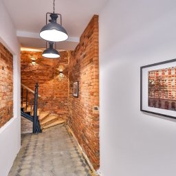 Wykończenie klatki schodowej - realizacja Chorzów 