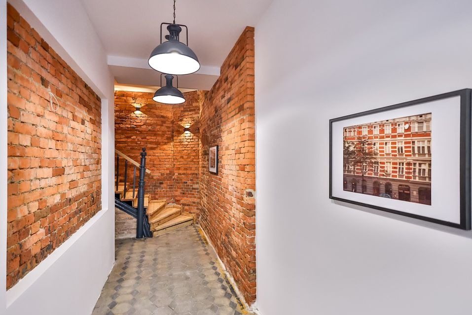 Wykończenie klatki schodowej - realizacja Chorzów