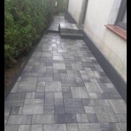 Układanie kostki brukowej Przeginia 1