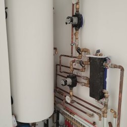 Montaż instalacji gazowej w domku jednorodzinnym.