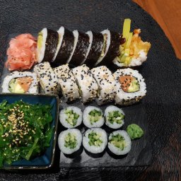 zestawy lunch dla odbiorców detalicznych i firm