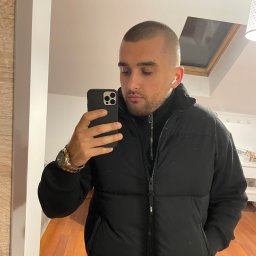 Mateusz Niesłuchowski - Przew&oacute;z Mebli Chotom&oacute;w