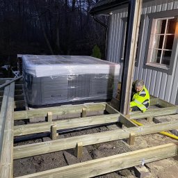 4U SOLUTION SPÓŁKA Z OGRANICZONĄ ODPOWIEDZIALNOŚCIĄ - Taras z wanną