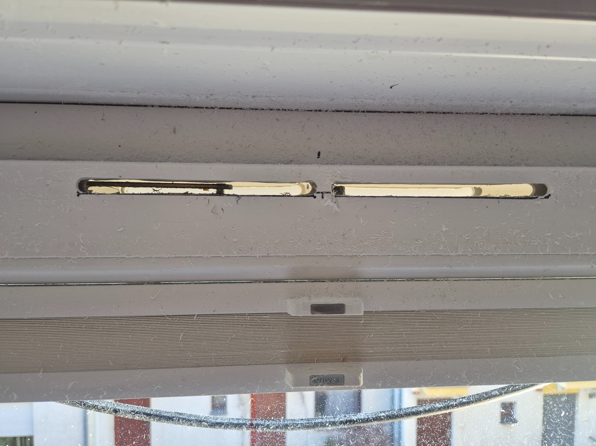 Prawidłowo wyfrezowany otwór.