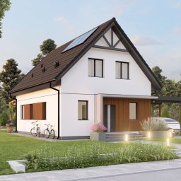 Coloseum Pro sp. z o.o. - Wizualizacja nowoczesnego domu z dwuspadowym dachem, panelami słonecznymi i wiatą na samochód, otoczonego zielonym ogrodem z rowerami i oświetleniem zewnętrznym.
