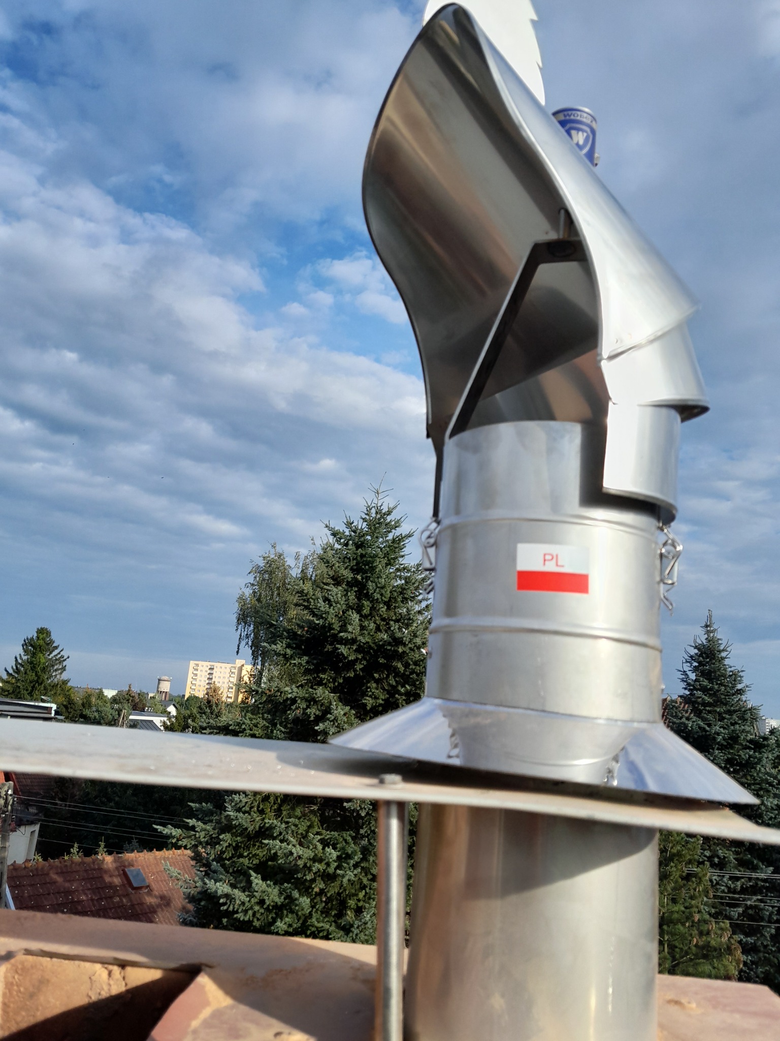 Montaż wysokiej jakości wkładów oraz nasad kominowych to nasza specjalność !