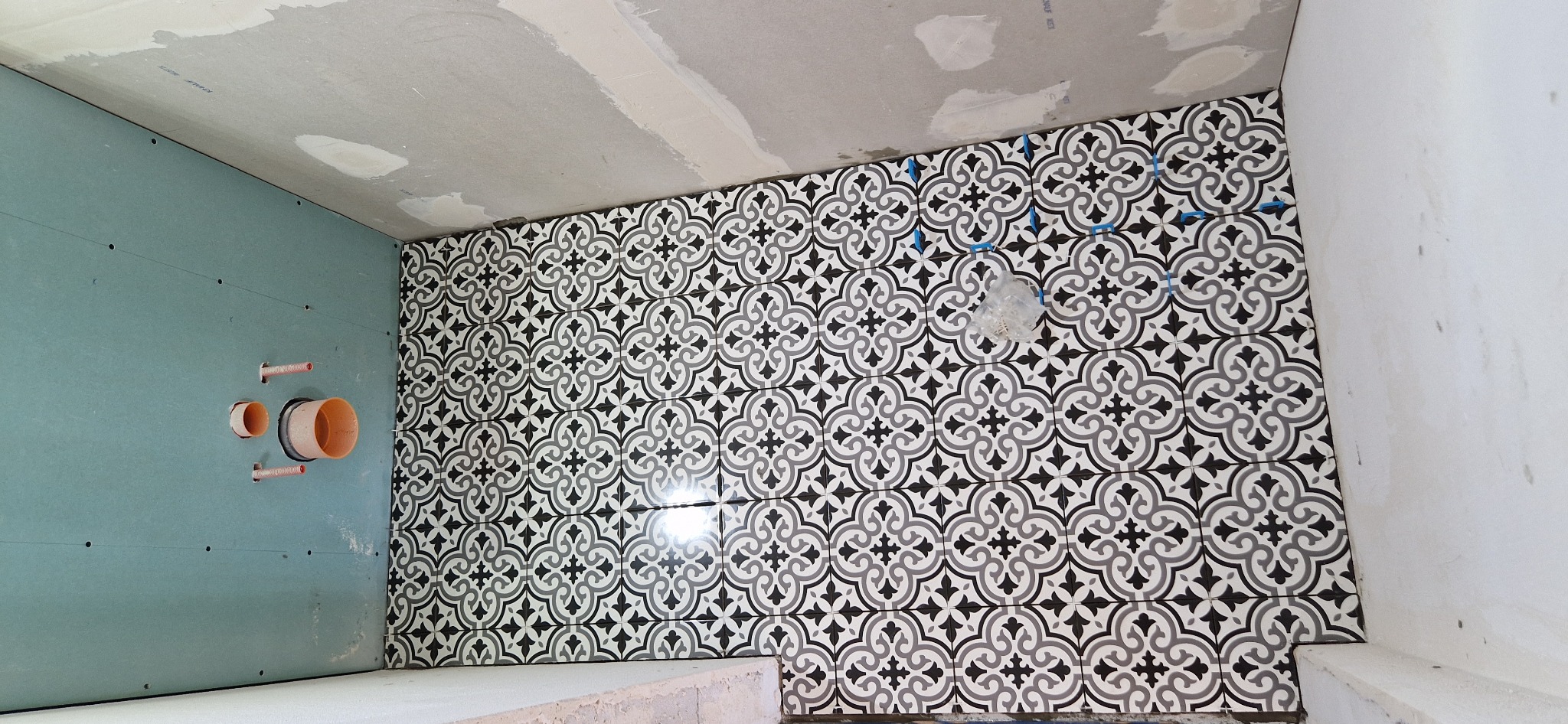 Płytki Victoriańskie sprowadzane z Wielkiej Brytanii na życzenie klienta.