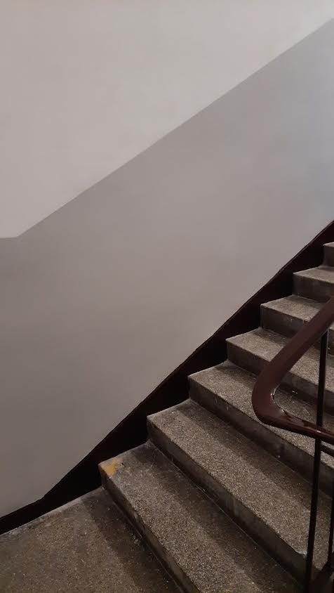 Malowanie ścian, balustrady, listew przypodłogowych