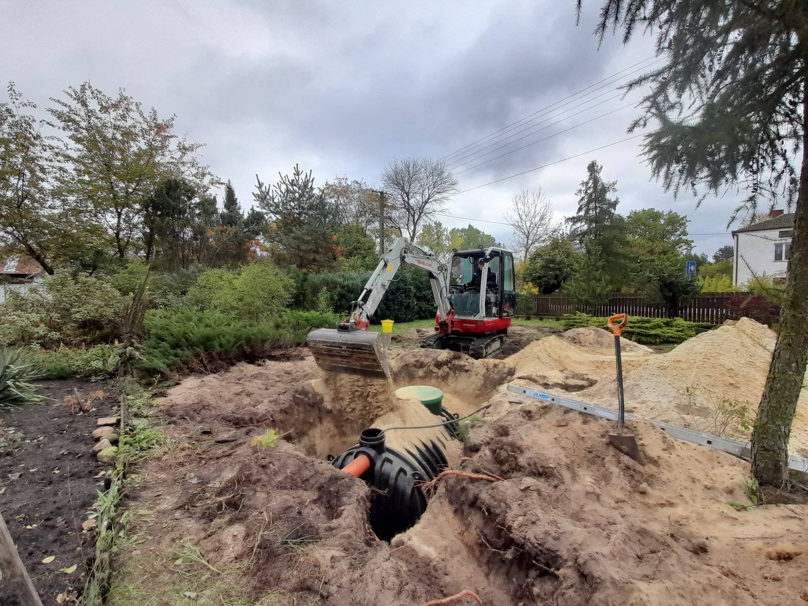 Montaż oczyszczalni ekologicznej Metria 3000l 2k