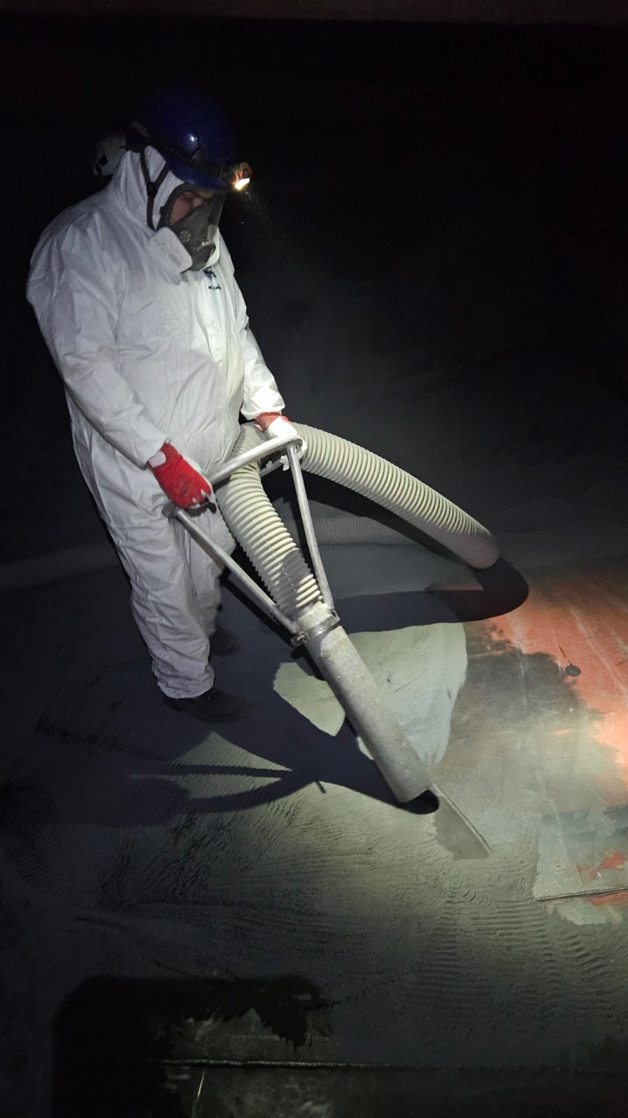 Zbieramy i sprzątamy piasek w dymochodach na elektrownie