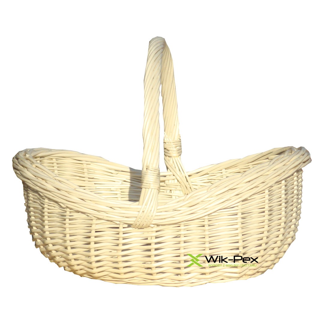 Owalny, wiklinowy koszyk z pojedynczym uchwytem, w jasnym odcieniu, z widocznym logo producenta w dolnej części.