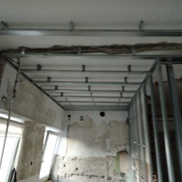 Wykonujemy również stelaże, zabudowy gk.