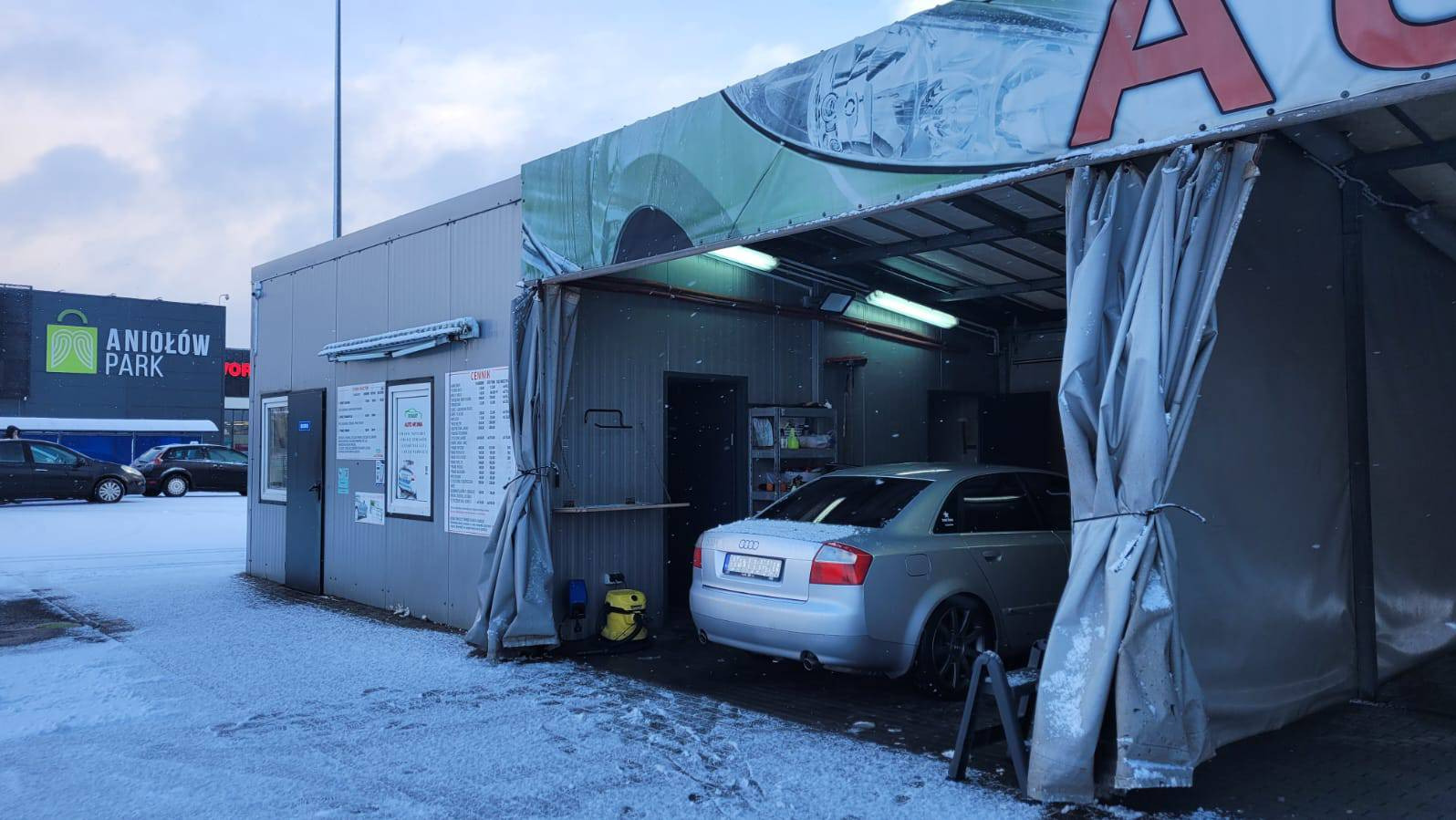 Myjnia samochodowa ZUBART, biuro