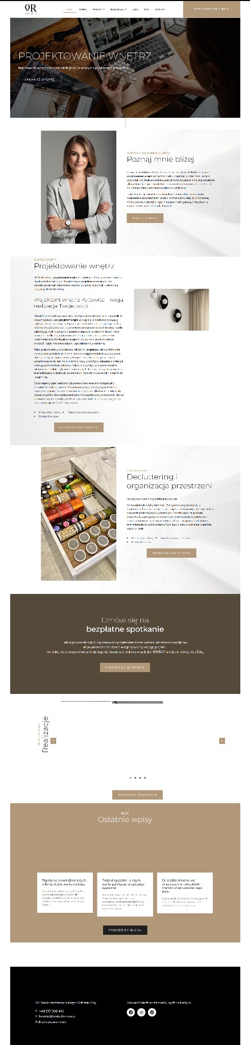 Strona internetowa projektanta wnętrz z nagłówkiem o projektowaniu wnętrz, zdjęciem projektantki, opisem usług declutteringu i organizacji przestrzeni.