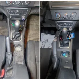 Porównanie wnętrza samochodu przed i po czyszczeniu: po lewej widoczny brudny kokpit z zabrudzonymi dywanikami i konsolą środkową, po prawej czyste wnętrze z nowymi dywanikami ochronnymi...