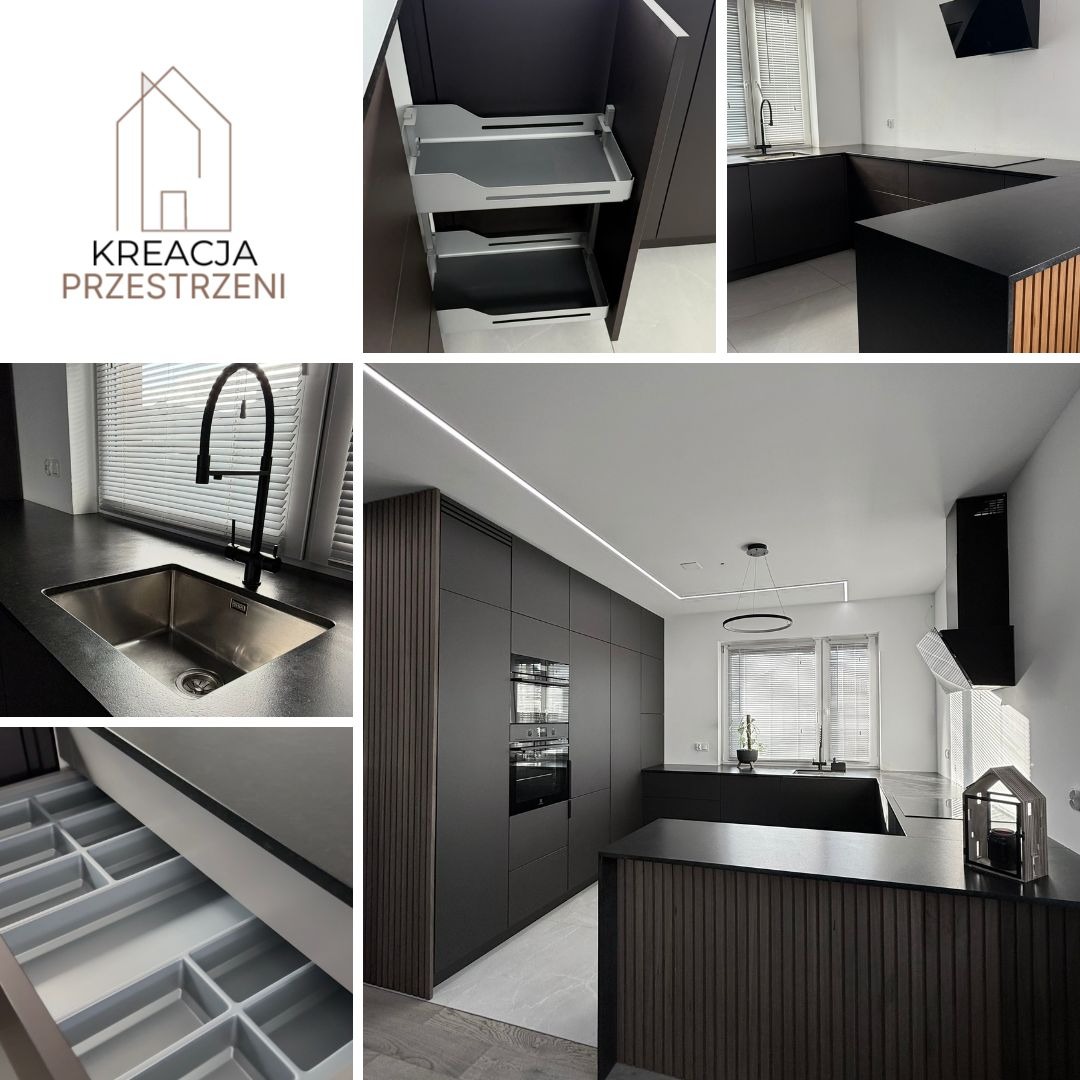 Nowoczesna, minimalistyczna kuchnia w ciemnej kolorystyce z blatem granitowym, oświetleniem LED i wysuwanymi półkami. Widoczne detale to czarna bateria, zlewozmywak, żaluzje w oknie, drewniane...