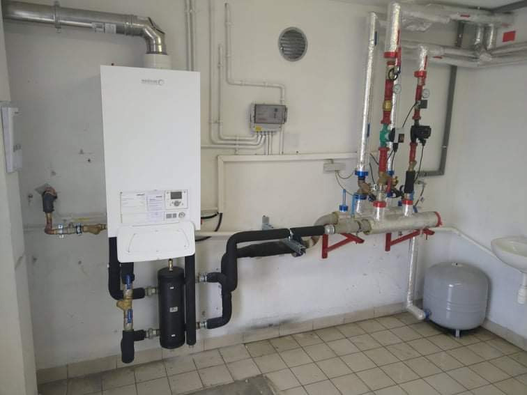 montaż kotła Brotje