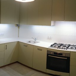 Szafy wnękowe Olesno 1