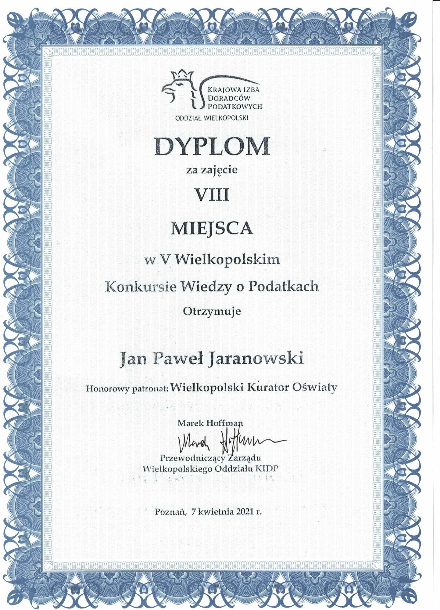 Oprócz wiedzy w obszarze finansów interesuję się prawem podatkowym.