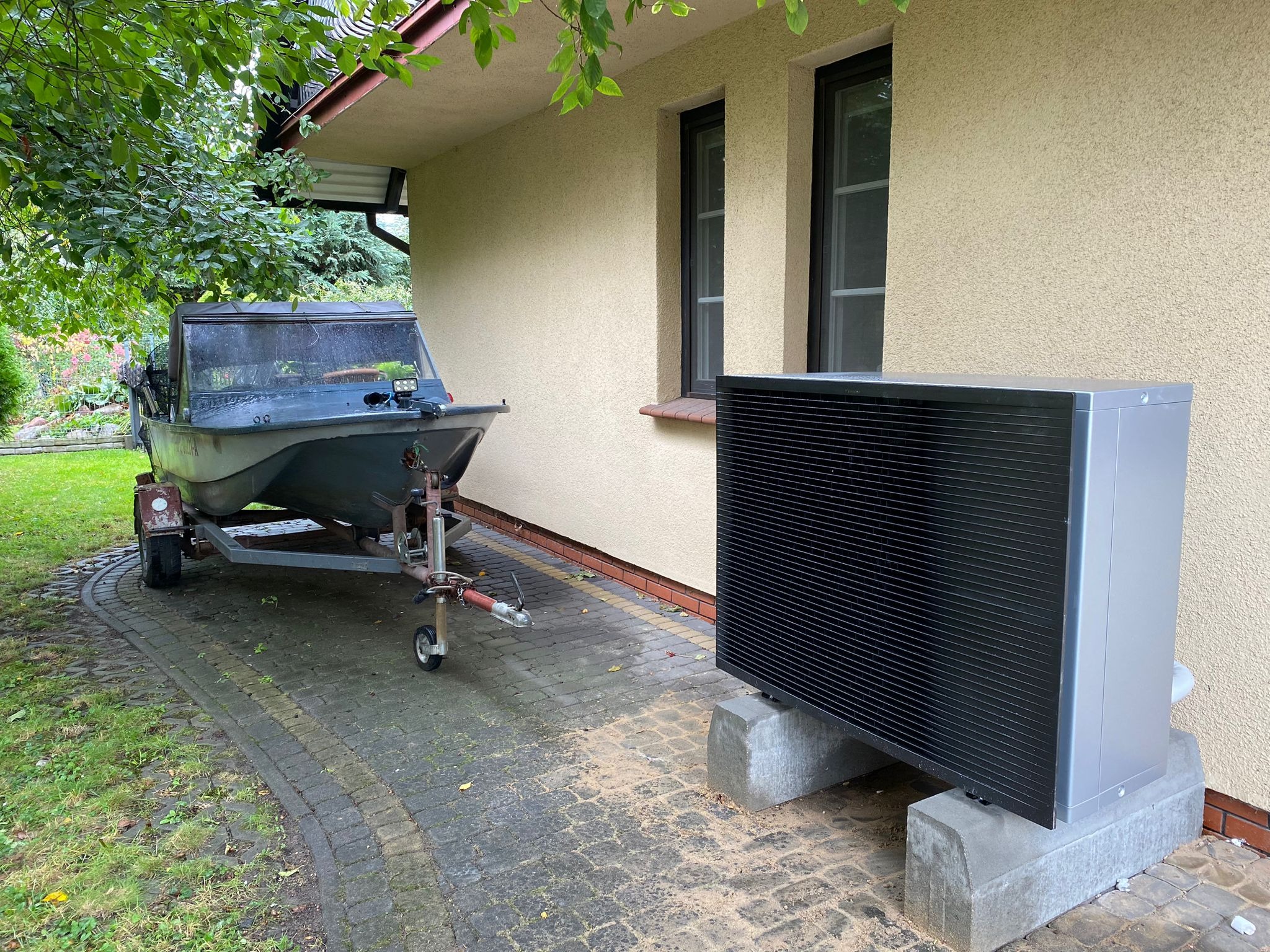 17-100 Bielsk Podlaski, pompa ciepła Daikin 10kW wysokotemperaturowa ERRA10EAW1, ELVH12S23E9W